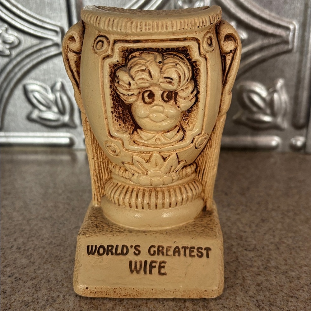 Vintage 1970 Paula “World’s Greatest Wife” Figurine